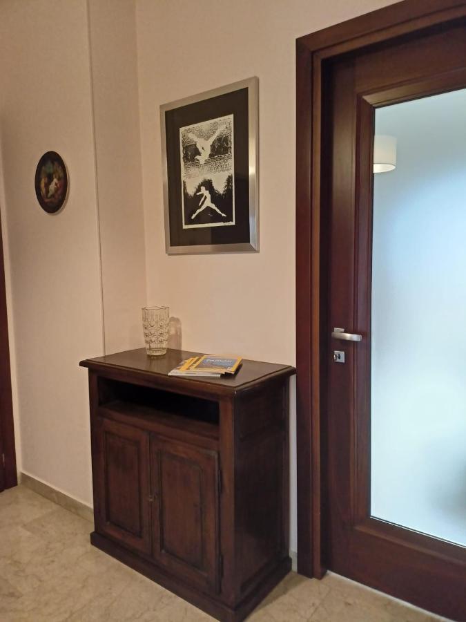 דירות פינרולו Casa Caty מראה חיצוני תמונה