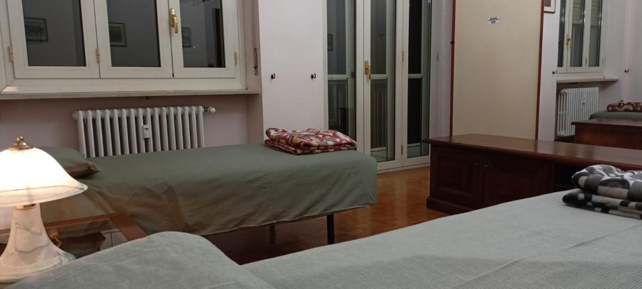 דירות פינרולו Casa Caty מראה חיצוני תמונה
