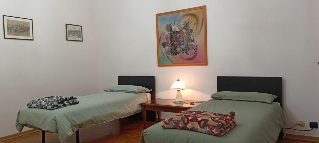 דירות פינרולו Casa Caty מראה חיצוני תמונה