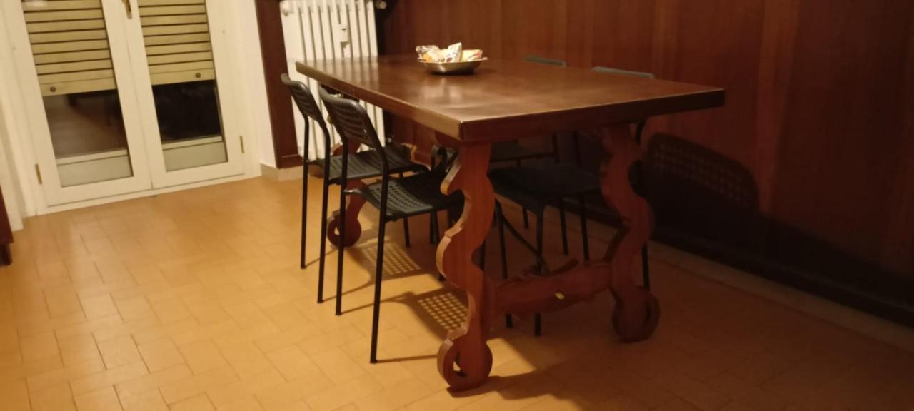 דירות פינרולו Casa Caty מראה חיצוני תמונה
