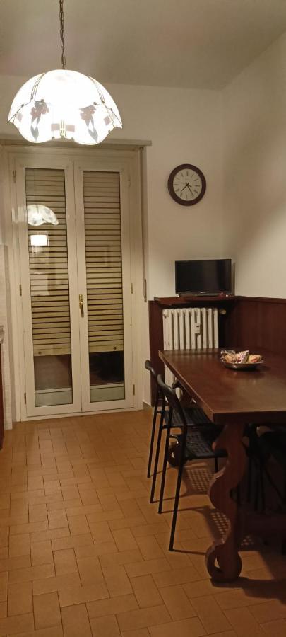 דירות פינרולו Casa Caty מראה חיצוני תמונה